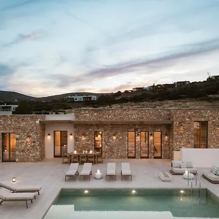Villa Dyo Villas Aqualis & Noemia Isterni (Paros)